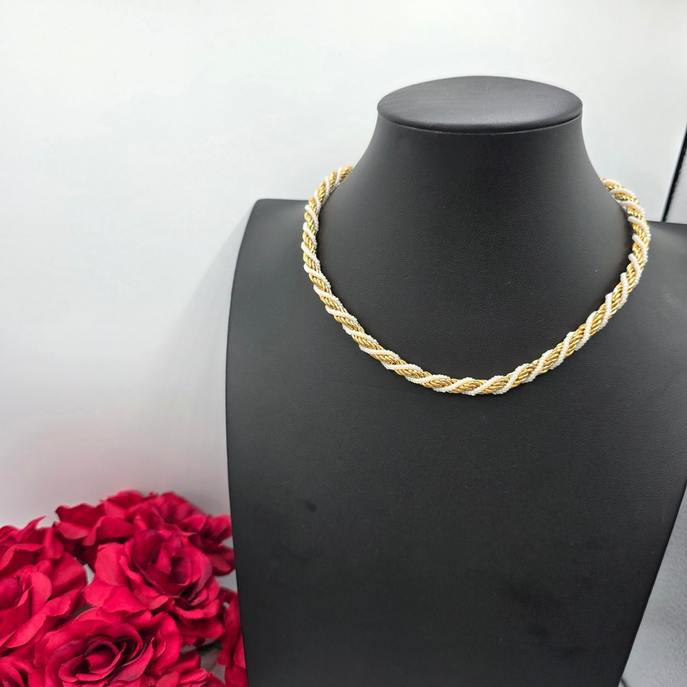 Vintage Trifari Gold Tone Twisted Rope Necklace White Seed Bead 16 In Old Money
